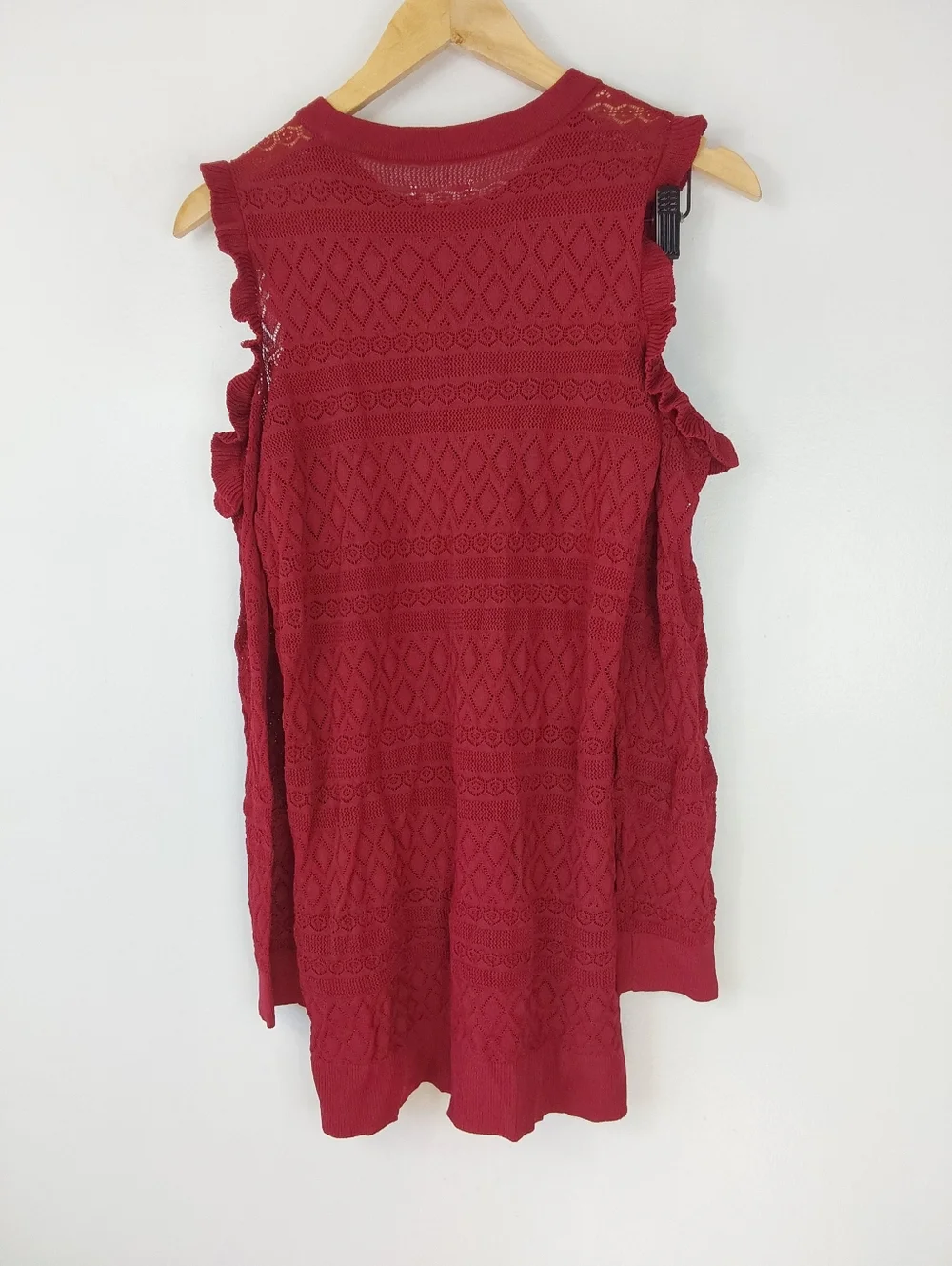 NWT LC Lauren Conrad Burgundy Ruffled Cold Shoulder Pointelle Knit Tunic - Picture 6 of 6